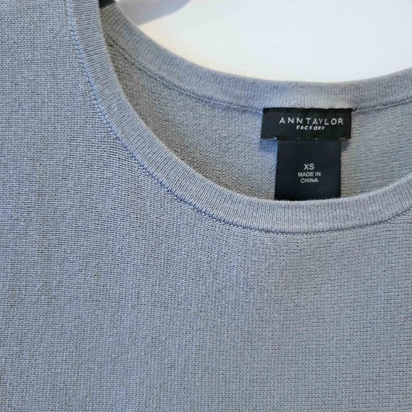 Ann Taylor Factory Sleeveless Peplum Knit Sweater Shell Tank Top XS - Picture 4 of 6